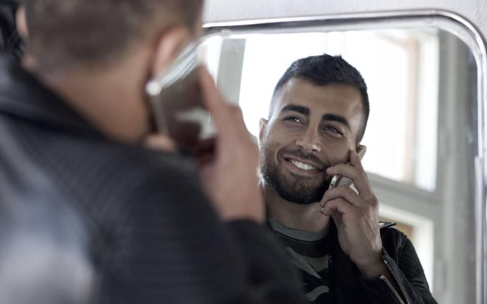 Brändilähettiläät-makwan amirkhani ja Honor